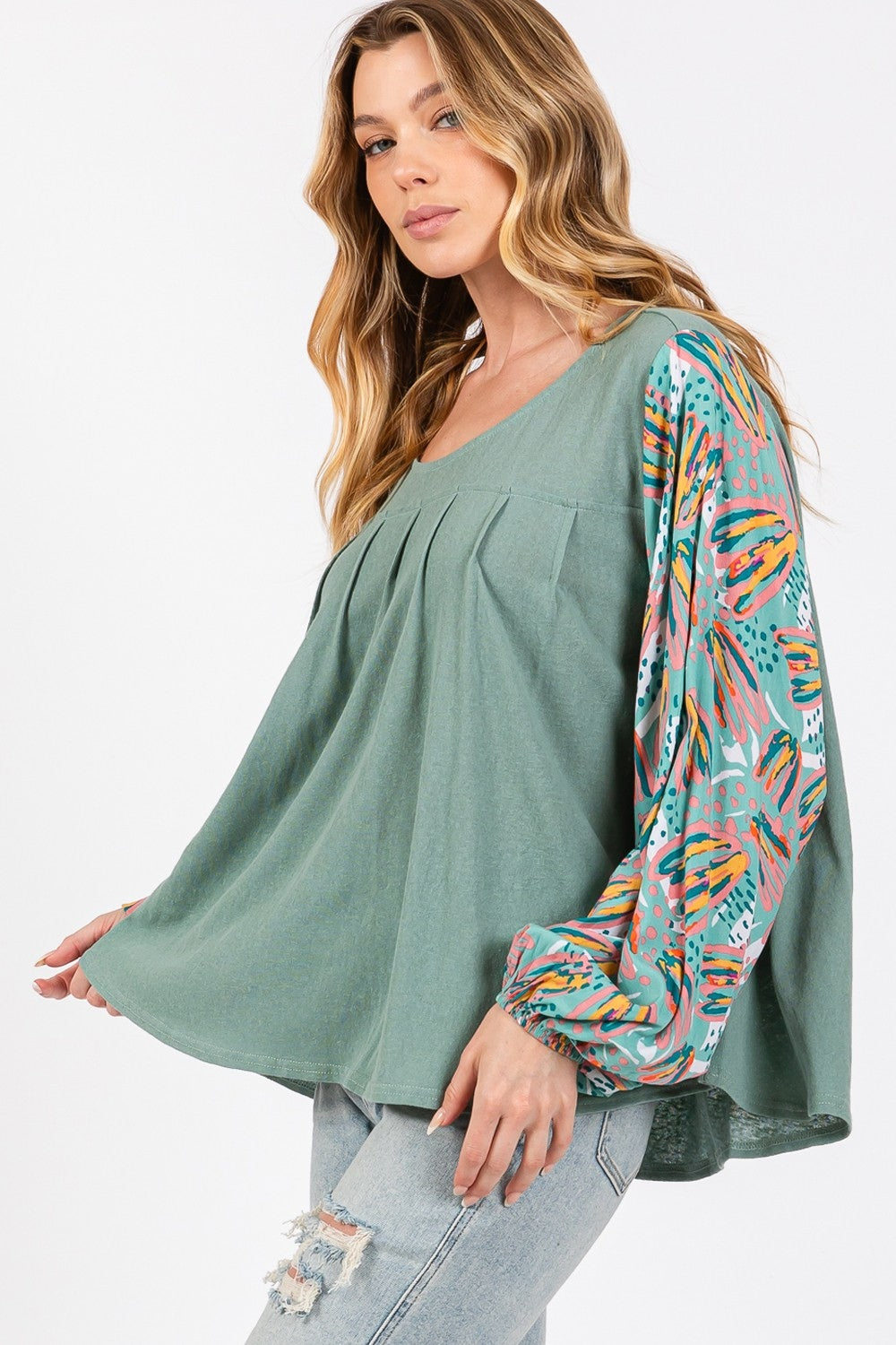 SAGE + FIG Ruched Round Neck Printed Bubble Sleeve Top